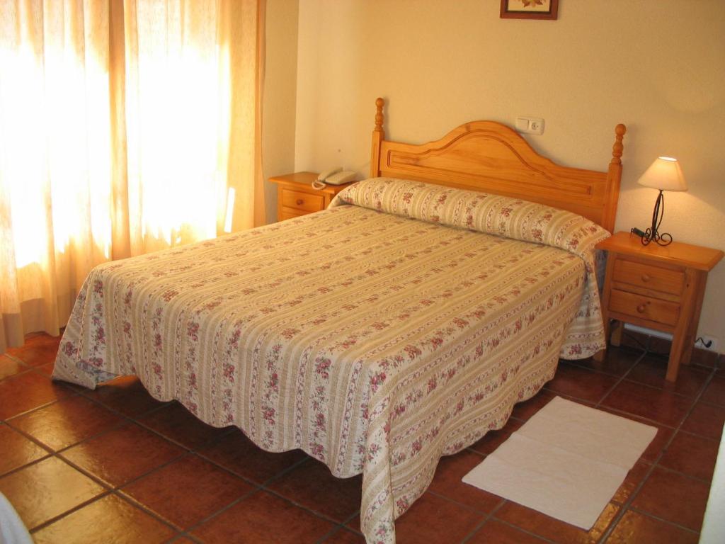Hotel Valle Del Jerte Los Arenales Rum bild
