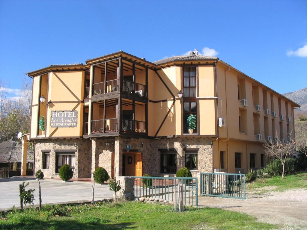 Hotel Valle Del Jerte Los Arenales Exteriör bild