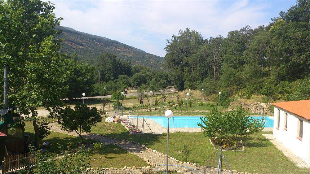 Hotel Valle Del Jerte Los Arenales Exteriör bild