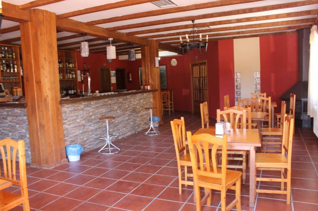 Hotel Valle Del Jerte Los Arenales Exteriör bild